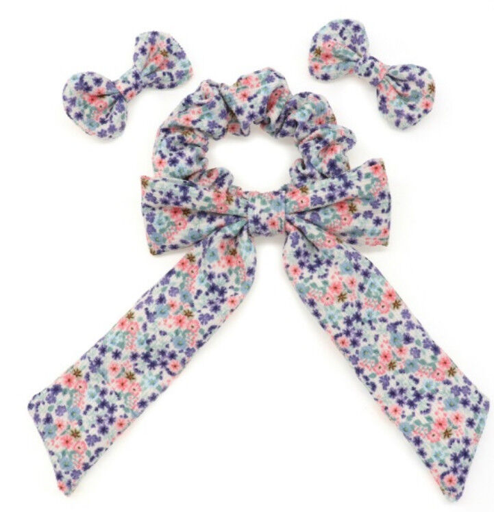 Delightful Girls Bowkont Hair Clips And Scrunchies Custom Crafted With Vibrant Prints